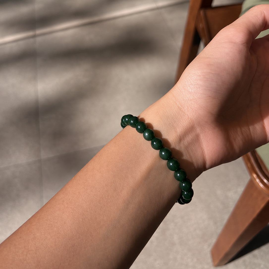 Green Agate Harmony Bracelet worn on the wrist