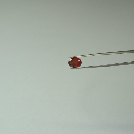 HESSONITE (Gomed) – 3.28 Carat / 3.6 Ratti — video