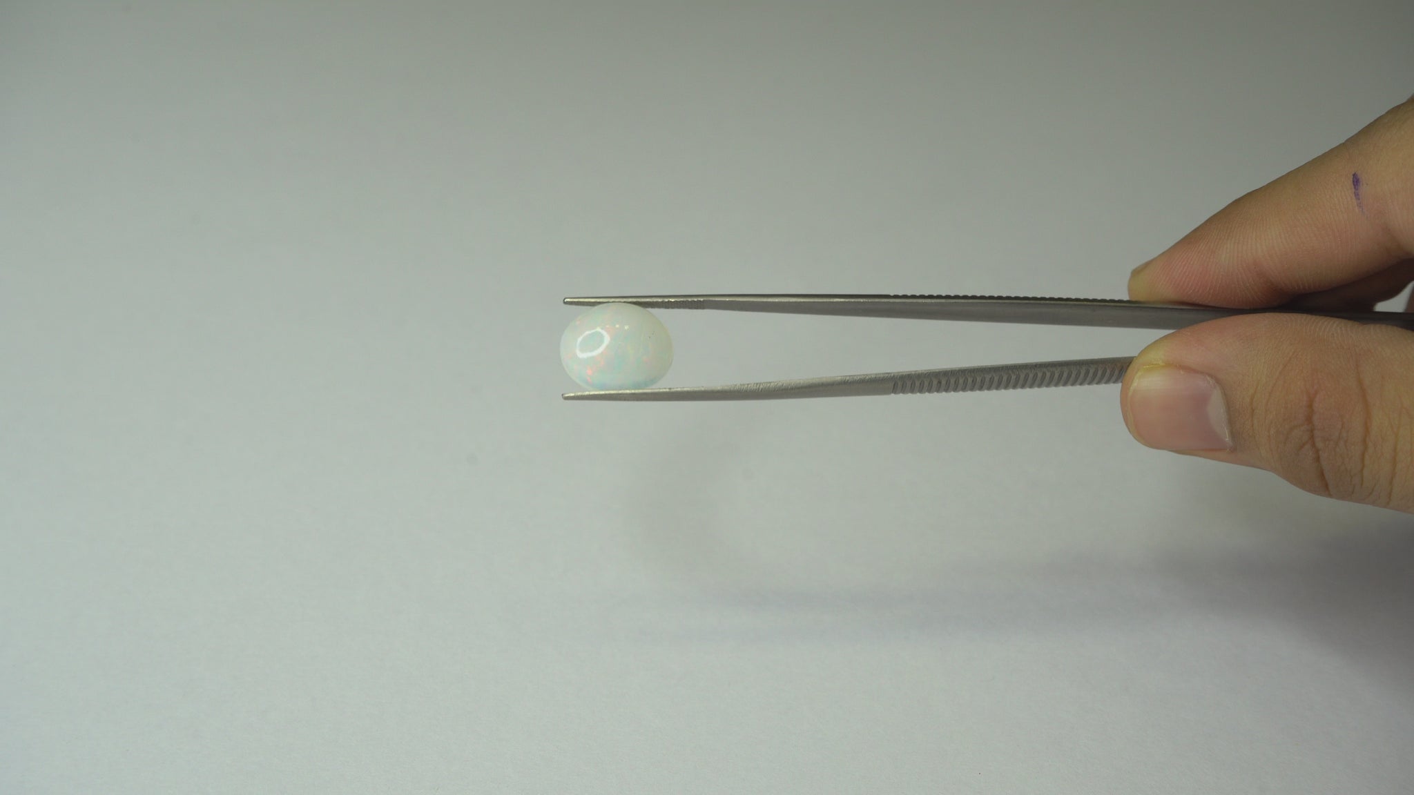 Opal – 5.45 Carat / 6 Ratti — video